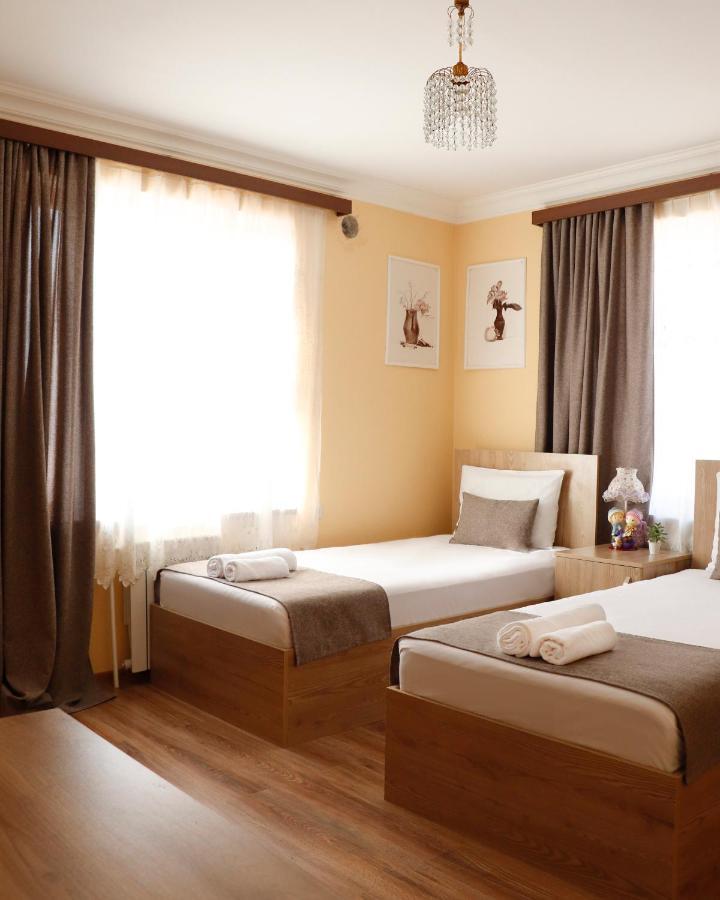 Seva Guesthouse And Cottages Byurakan 外观 照片