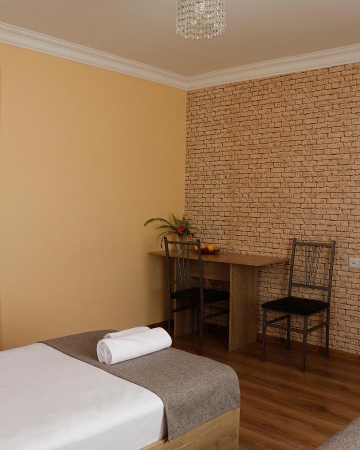 Seva Guesthouse And Cottages Byurakan 外观 照片